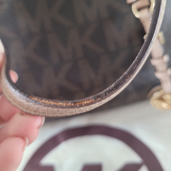 Michael Kors set - Picture 13 of 16